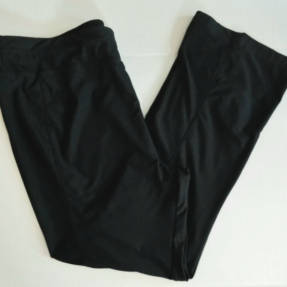 Full Beauty women's plus size bootcut leggings size 22/24 black - Picture 5 of 7